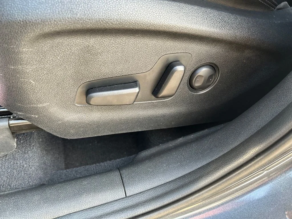 Used 2020 Gray Kia EX image 68