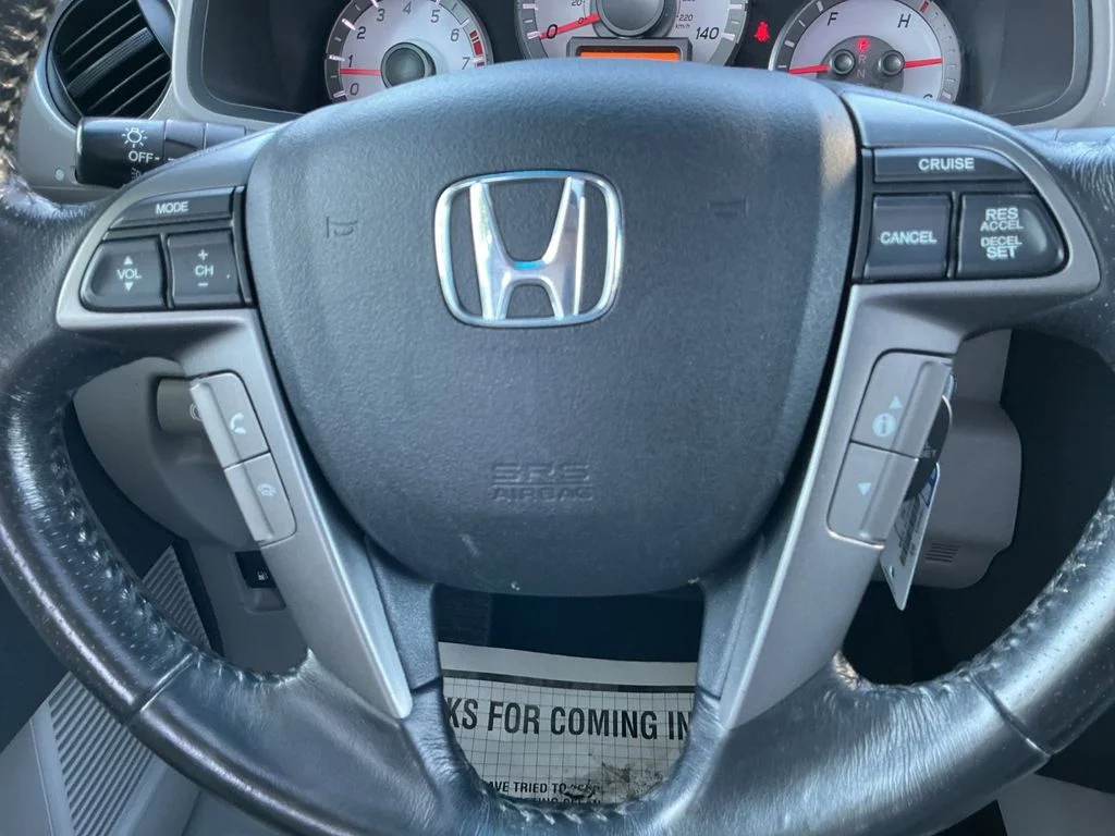 Used 2013 White Honda Touring image 20