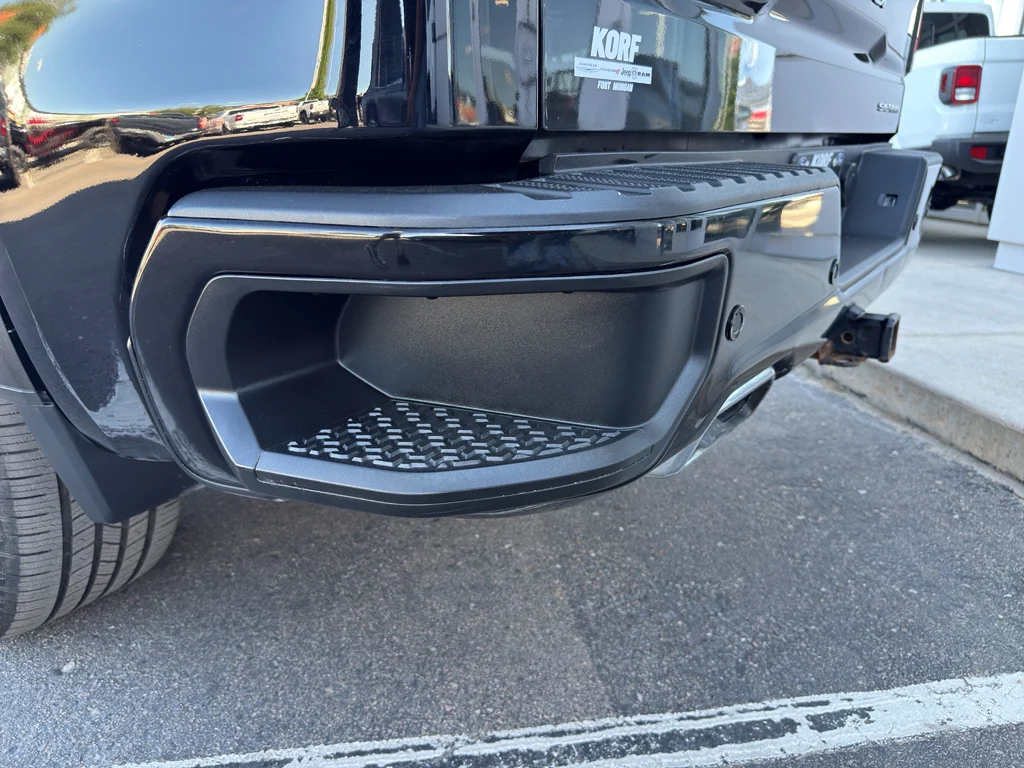 Used 2021 Onyx Black GMC Denali image 37