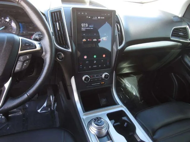Used 2024 Gray Metallic Ford SEL image 17