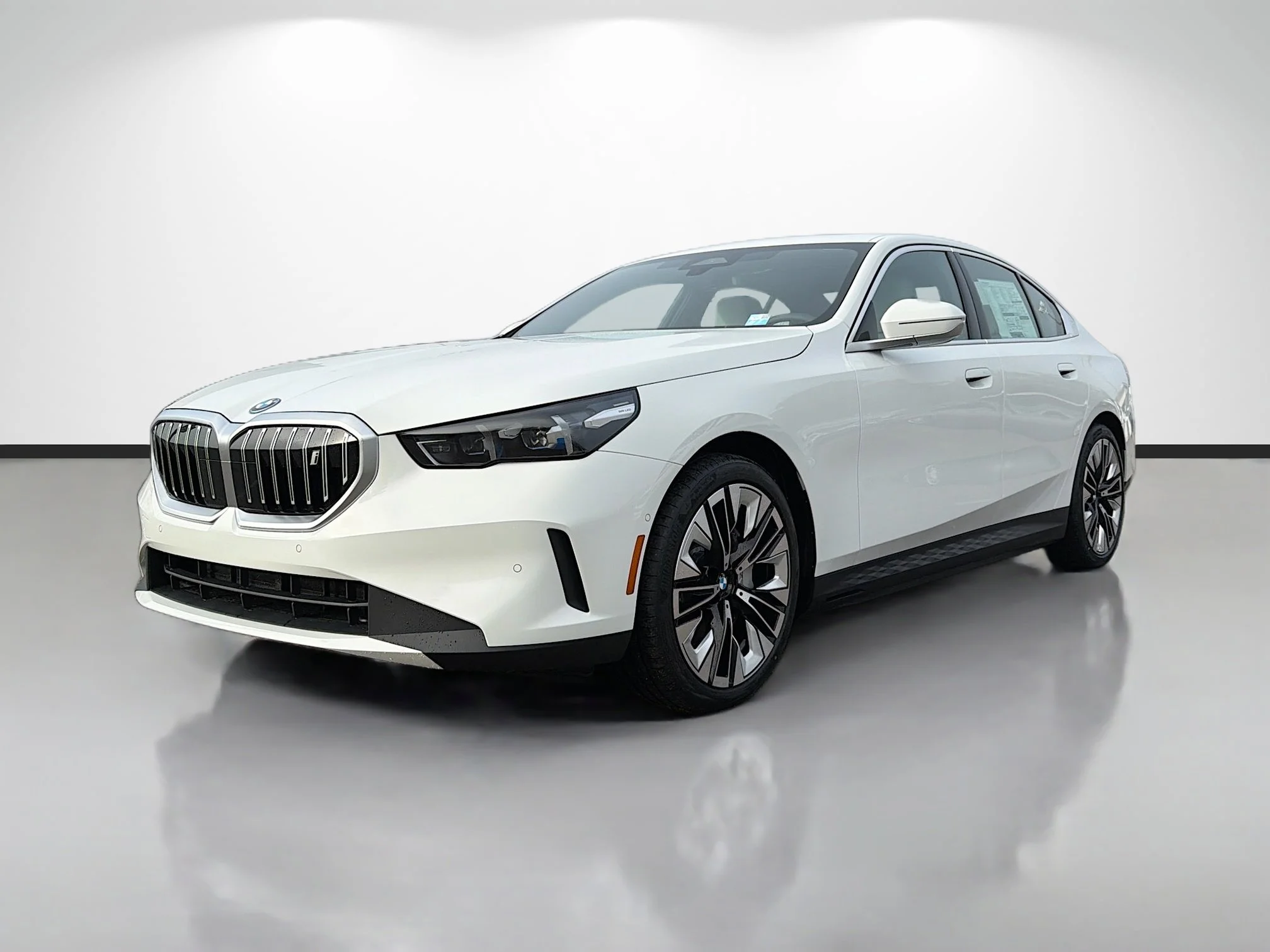 New 2026 Alpine White BMW eDrive40 image 7