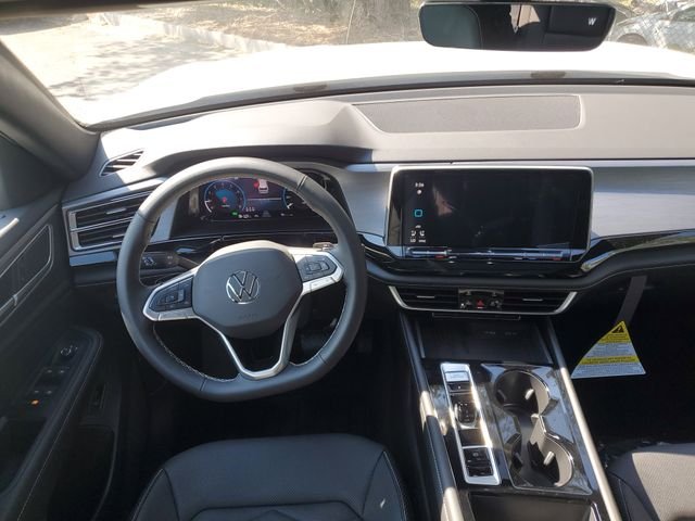 2026 Volkswagen Atlas Cross Sport SE w/Tech - Photo 17