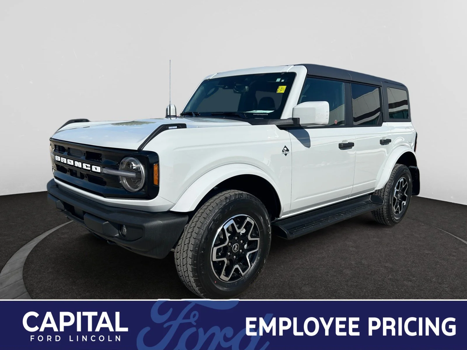 New 2026 Avalanche Grey Ford Outer Banks image 1