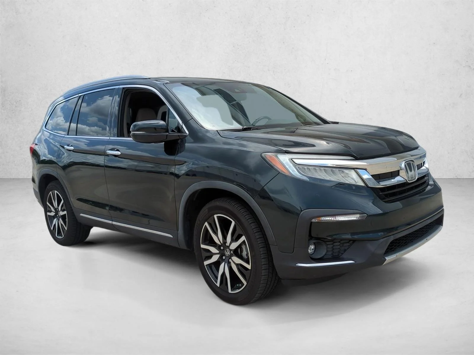 Pre-Owned 2021 Honda Pilot Touring 8-Passenger Sport Utility in