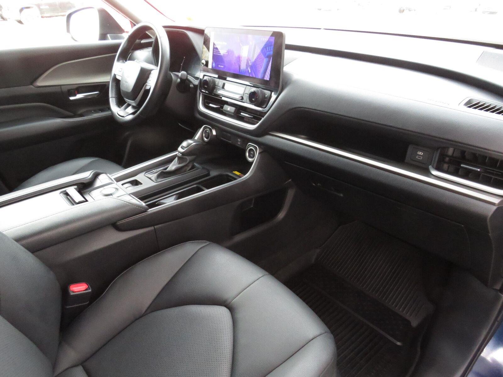 Used 2024 Blueprint Toyota XLE image 28