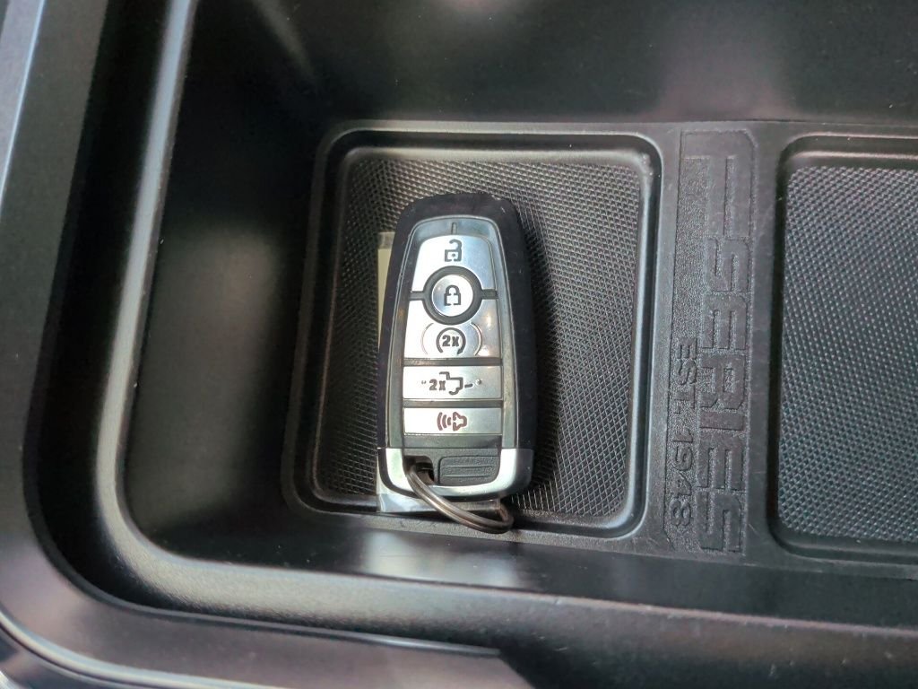 Used 2024 Bronze Metallic Ford Lariat image 57
