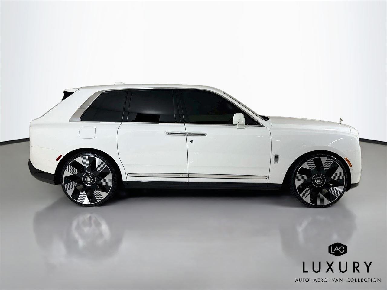 Used 2025 English White Rolls-Royce 26