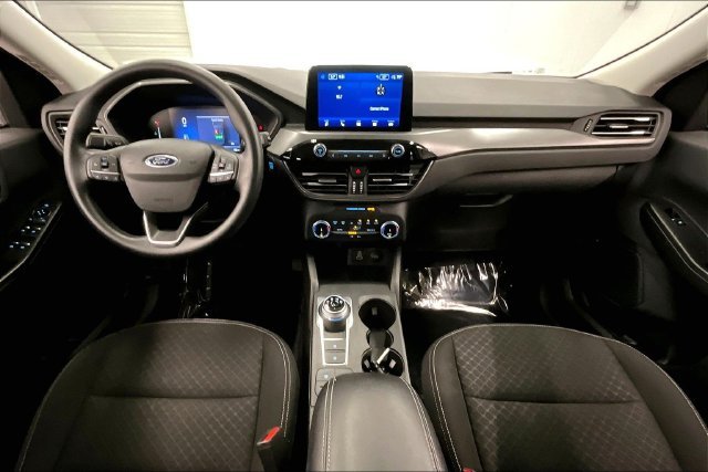 Used 2025 Oxford White Ford Active image 17