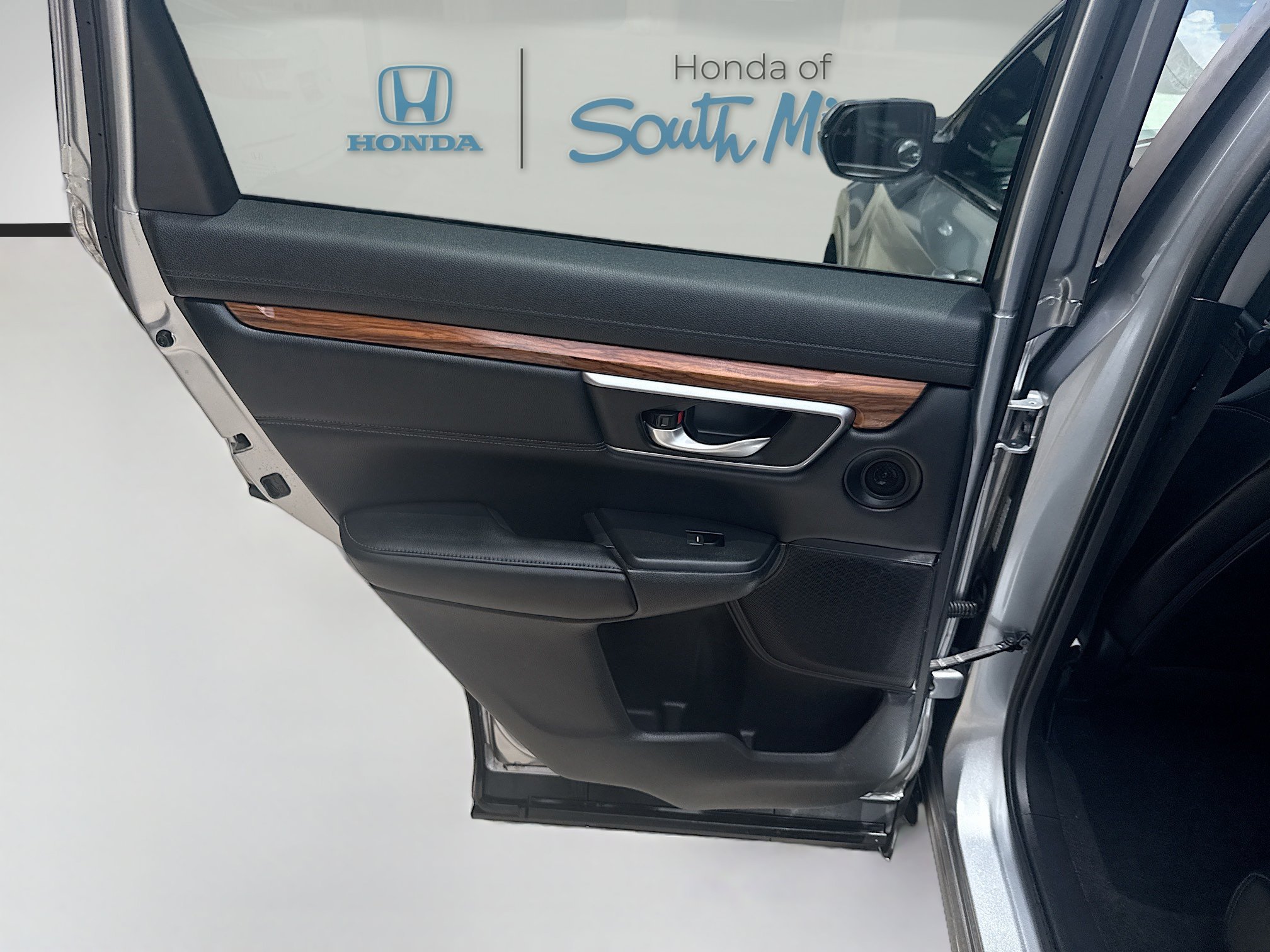 2017 Honda CR-V Touring - Photo 26