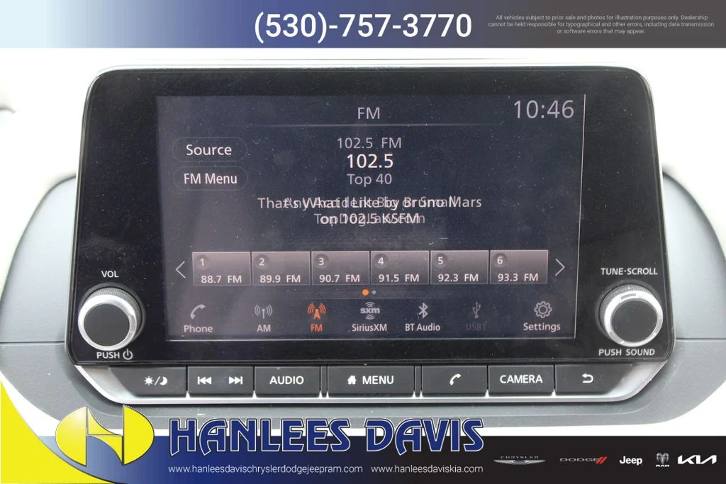Used 2021 White Nissan SV image 25