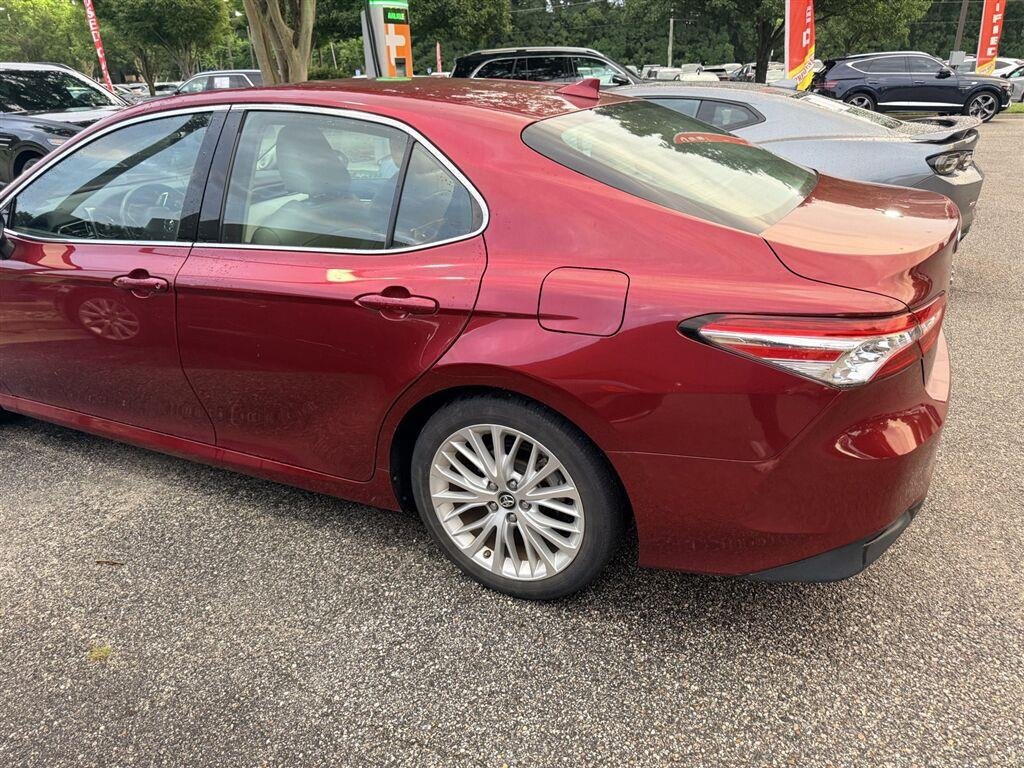 Used 2019 Ruby Flare Pearl Toyota Hybrid XLE image 2