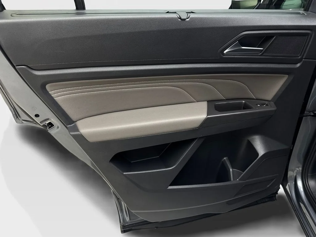 2023 Volkswagen Atlas SEL - Photo 38