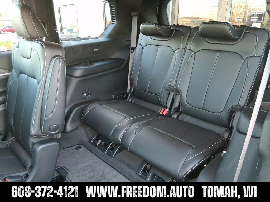 Used 2025 Silver Zynith Jeep Limited image 20