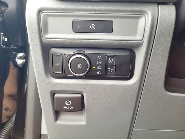 Used 2025  Ford XLT image 15