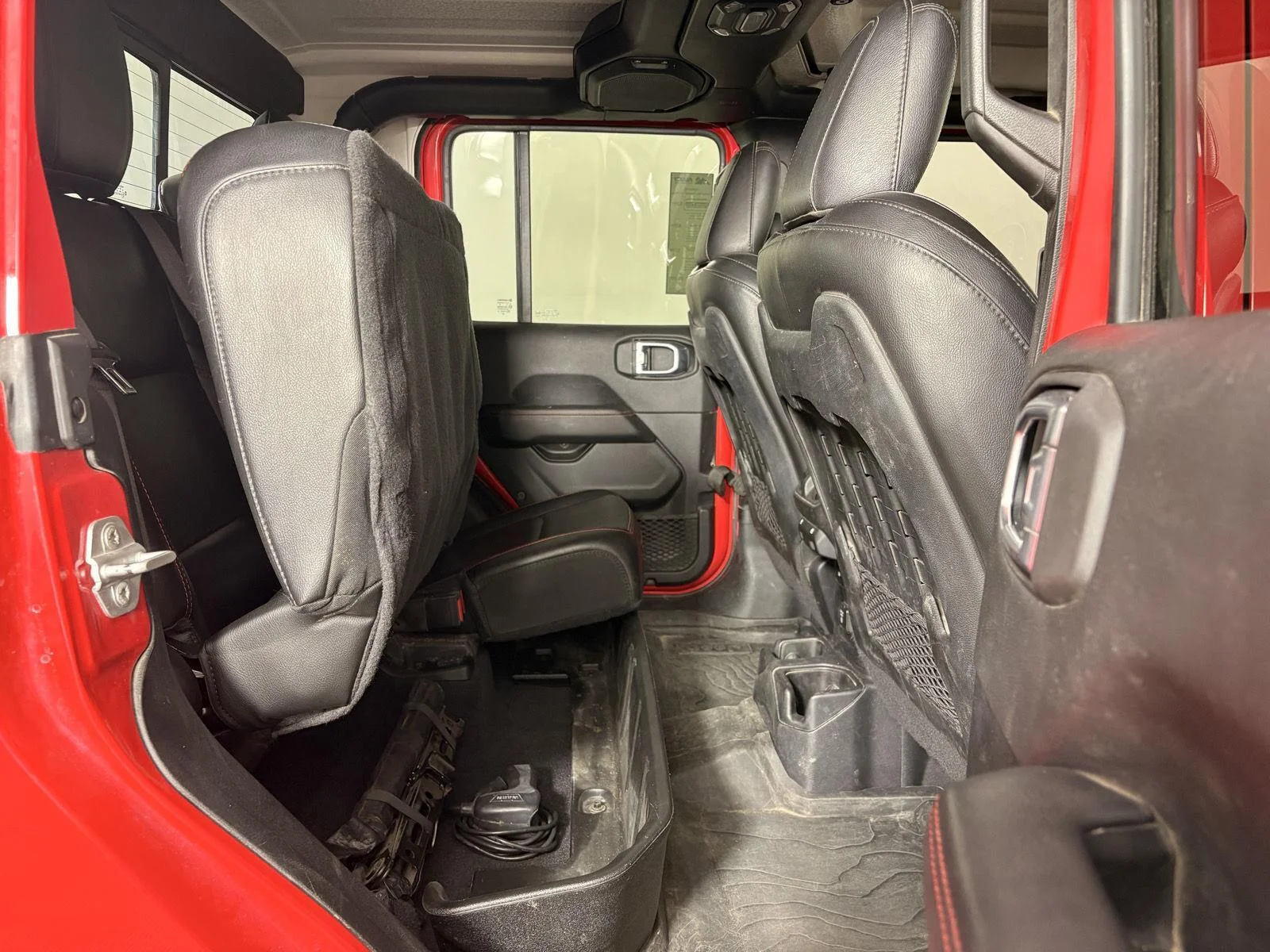 Used 2021 Firecracker Red Clearcoat Jeep Rubicon image 19