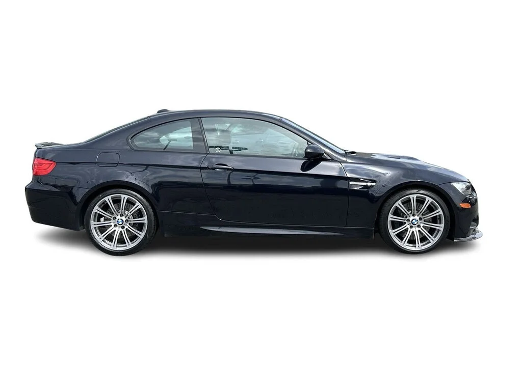 Used 2011  BMW Coupe   LOWEST MILEAGE IN CANADA   DILAWRI CERTIFI image 16