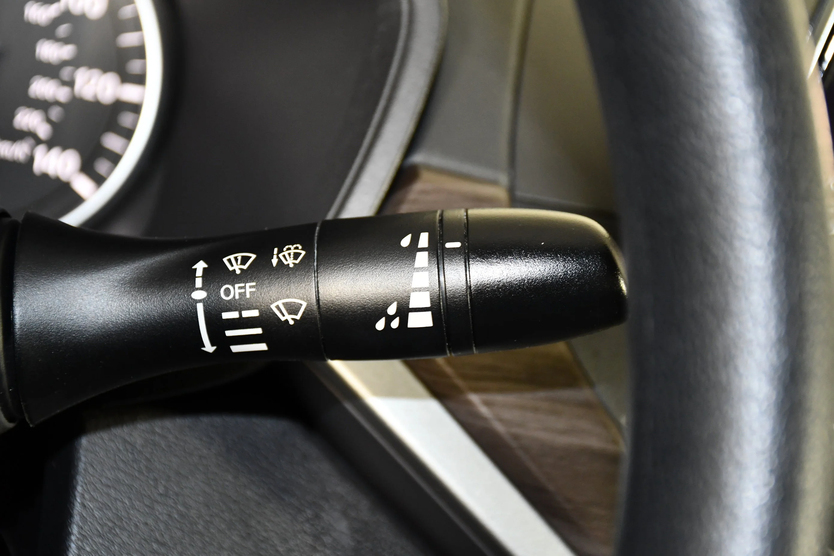 Used 2024 Gun Metallic Nissan 2.5 SV image 24