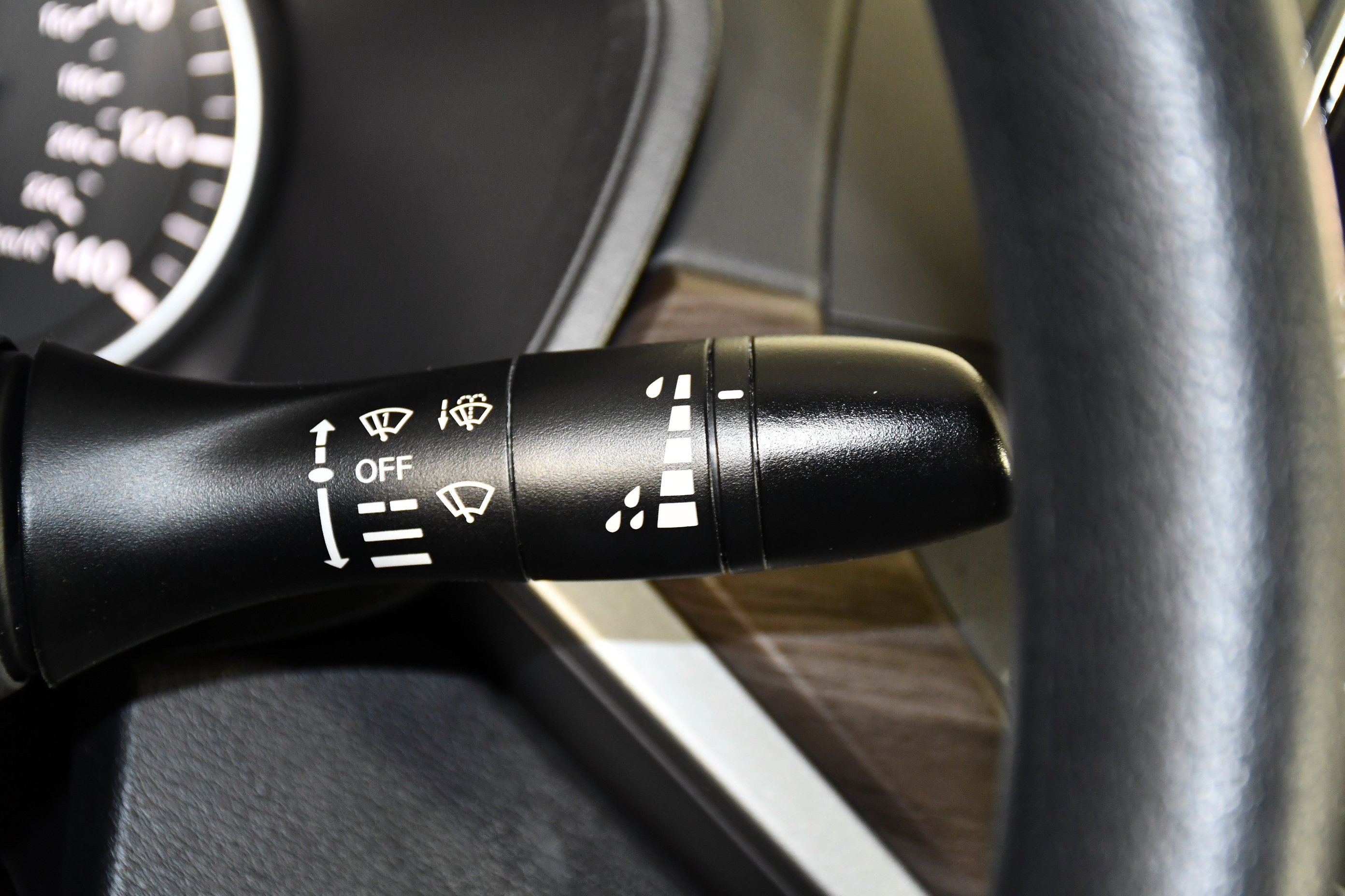 Used 2024 Gun Metallic Nissan 2.5 SV image 24