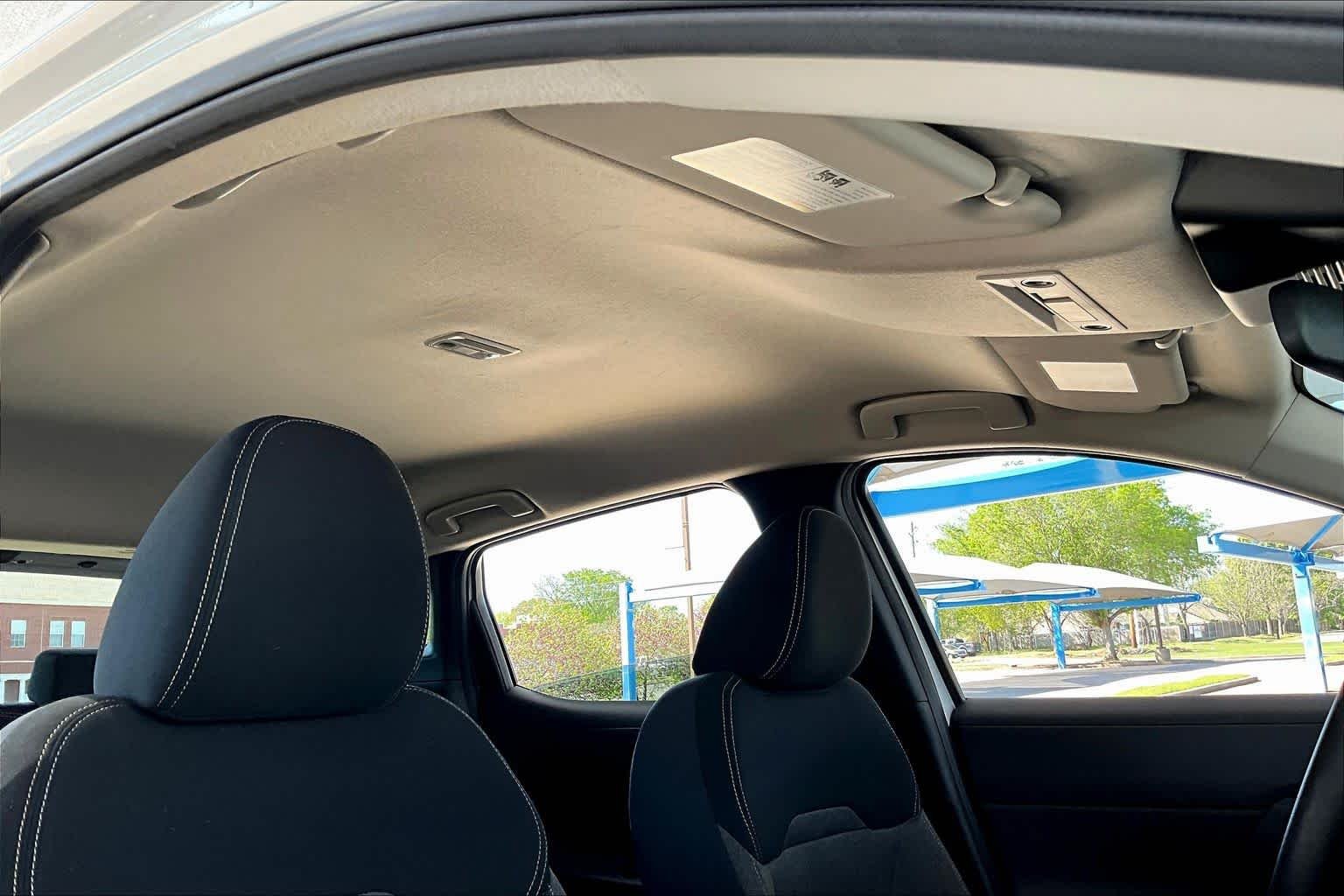 Used 2025 Aspen White Tricoat Nissan SV image 26