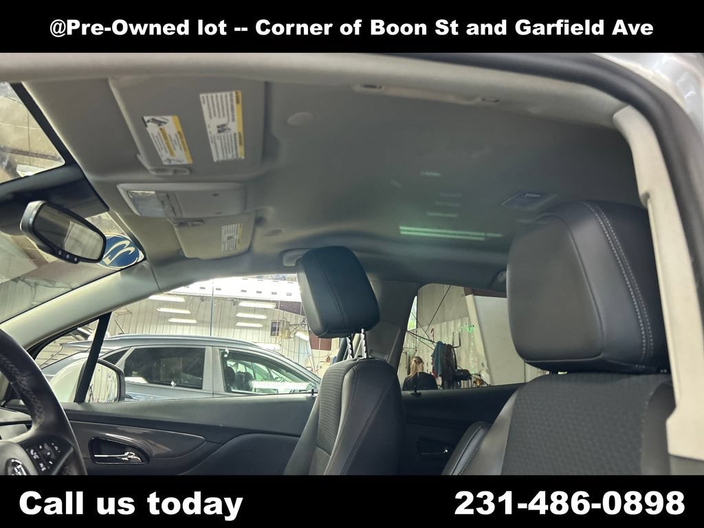 Used 2022 Quicksilver Metallic Buick Preferred image 13