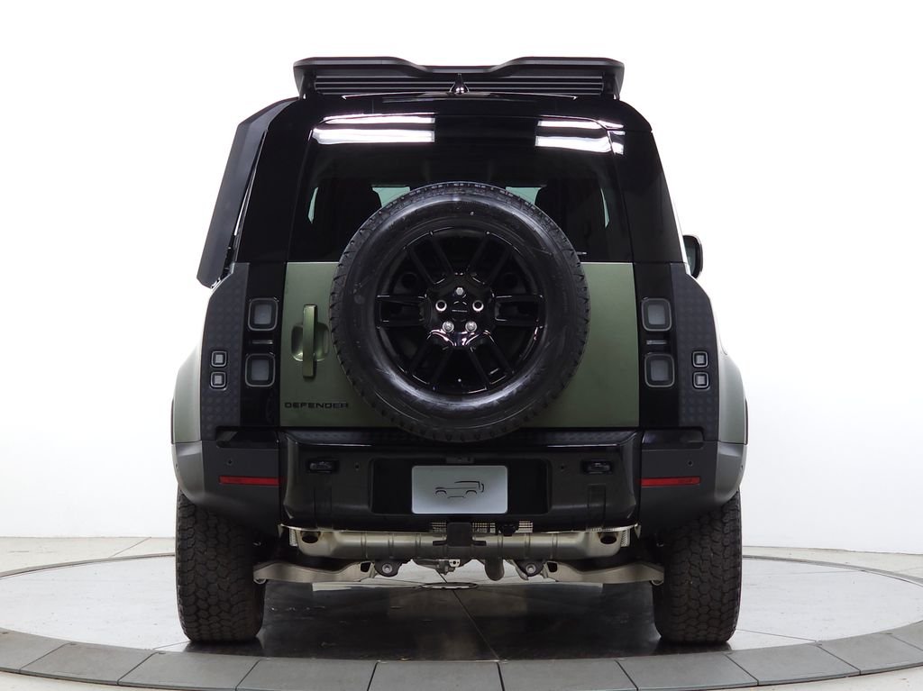 New 2026 Woolstone Green Land Rover S image 4