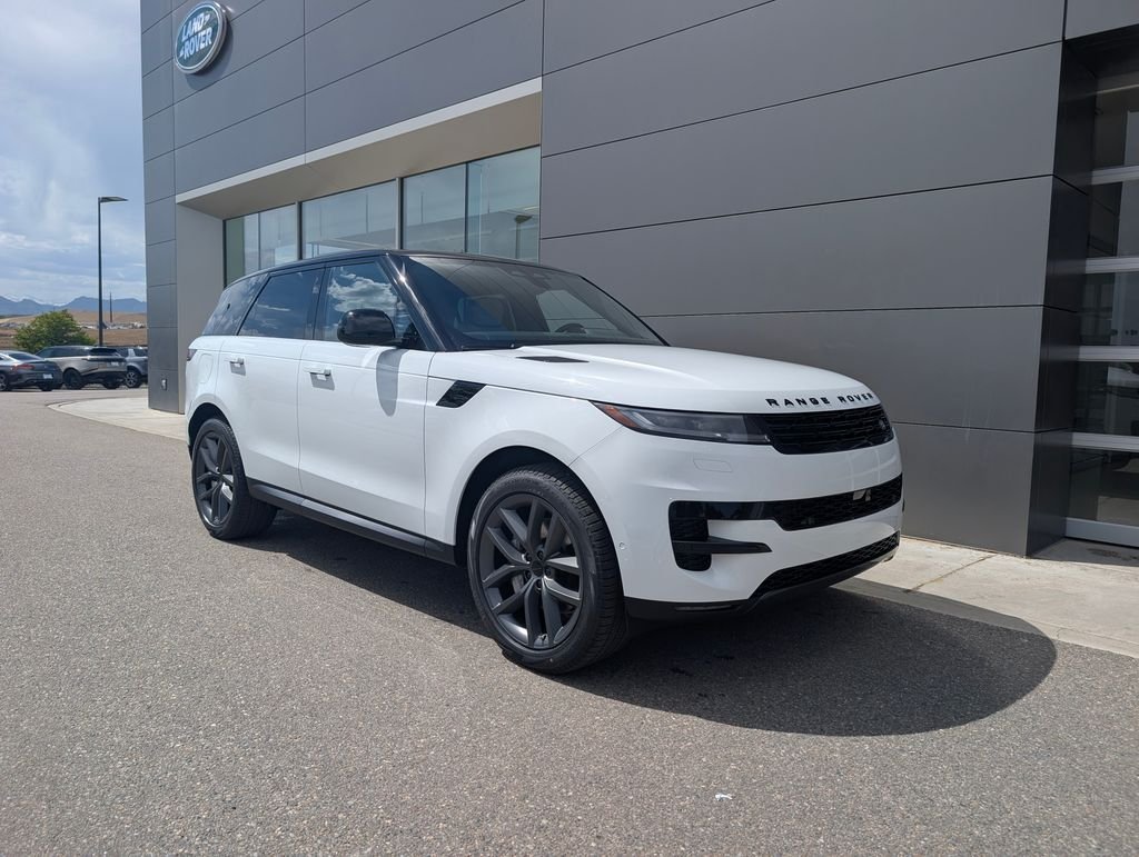 New 2026 Fuji White Land Rover SE image 9