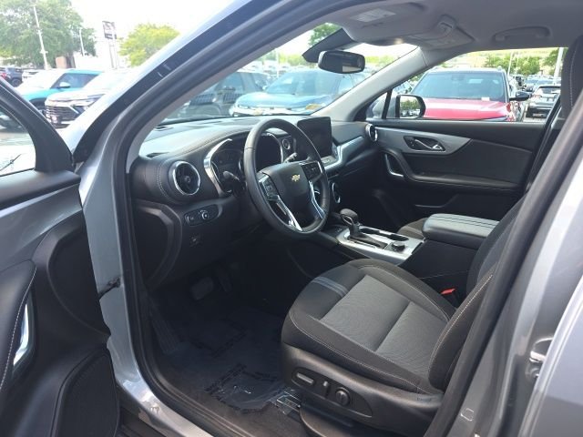 Used 2024 Gray Chevrolet LT image 17
