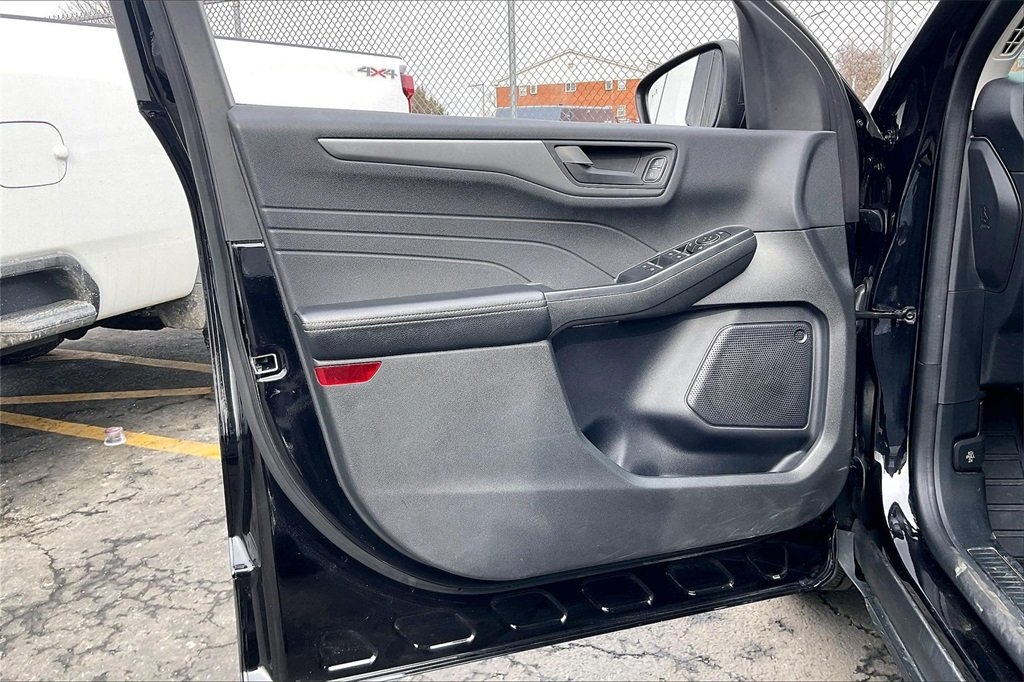 2023 FORD ESCAPE - Image 19