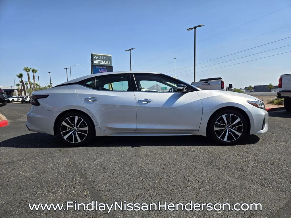 Certified Used 2021 Silver Nissan SV image 7