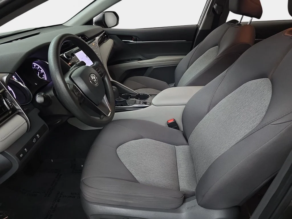 Used 2020 Gray Toyota LE image 17