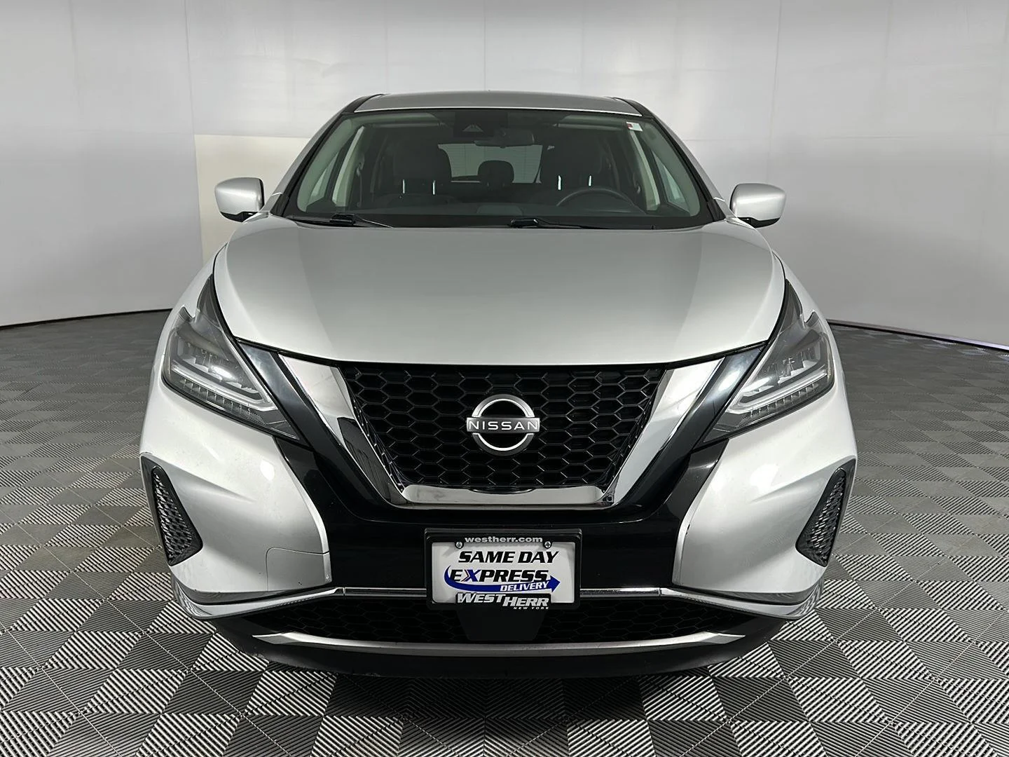 Used 2023 Brilliant Silver Metallic Nissan S image 3