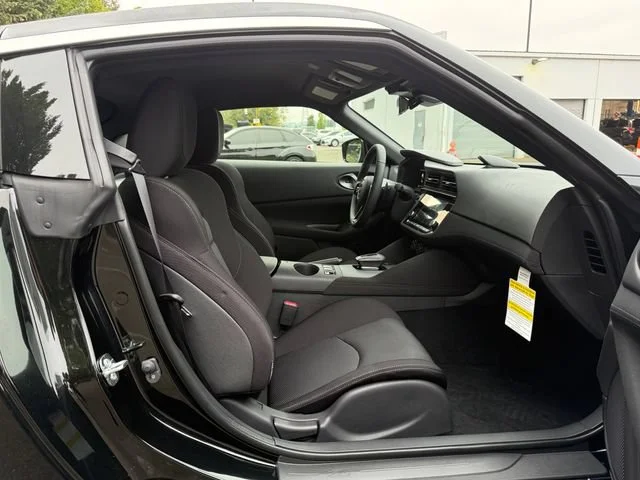 New 2027 Black Diamond Pearl Nissan Sport image 9