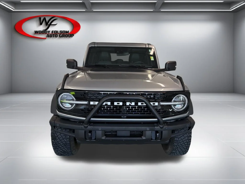 Used 2024 Silver Ford Wildtrak image 2