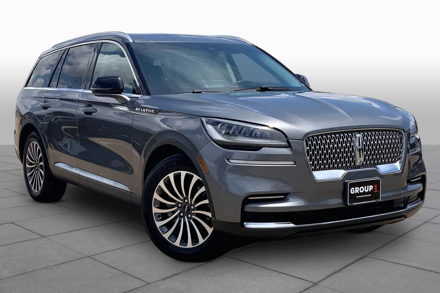 Used 2022 Asher Gray Metallic Clearcoat Lincoln Reserve image 3