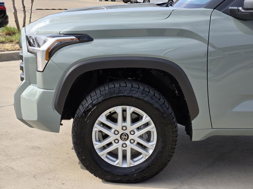 2024 Toyota Tundra SR5 - Photo 6