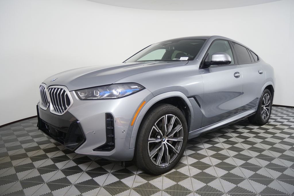 Certified Used 2025 Gray Metallic BMW xDrive40i image 7