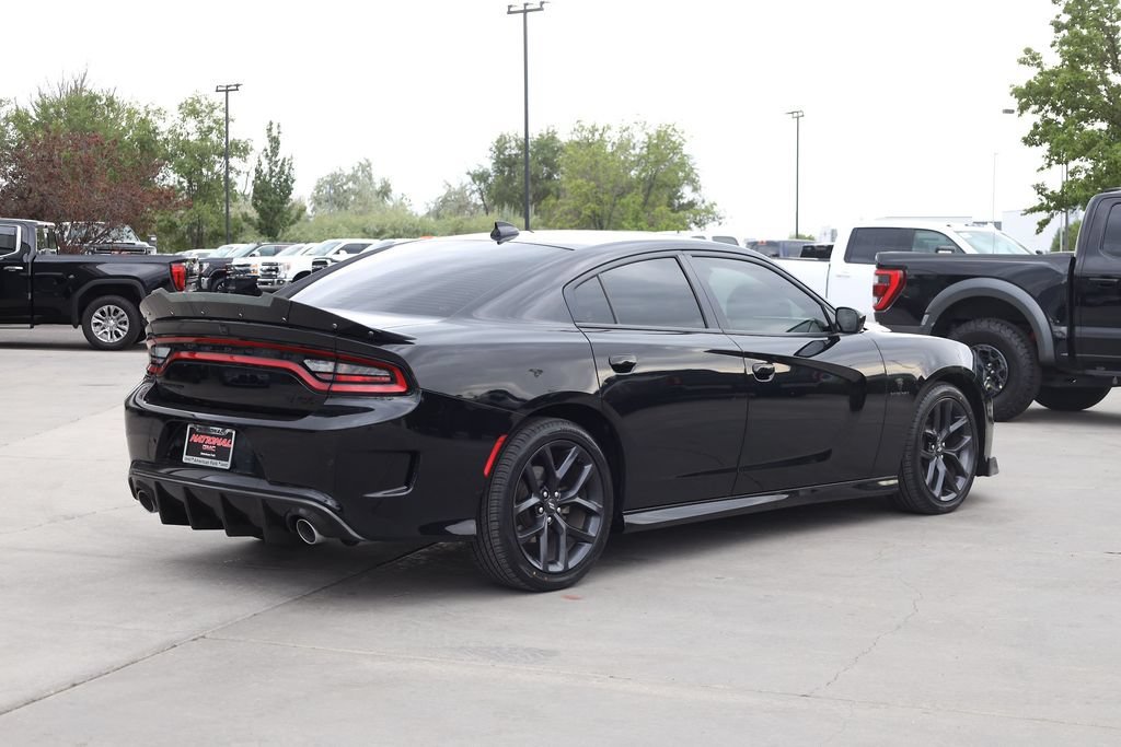 Used 2022 Pitch Black Clearcoat Dodge R/T image 6