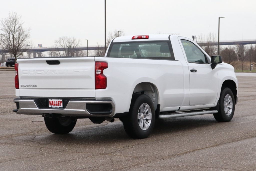Used 2025 White Chevrolet WT image 9