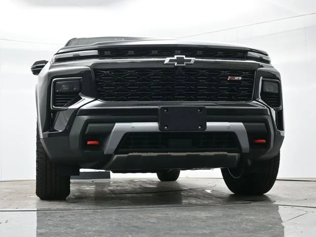 Used 2026 Mosaic Black Metallic Chevrolet Z71 image 28