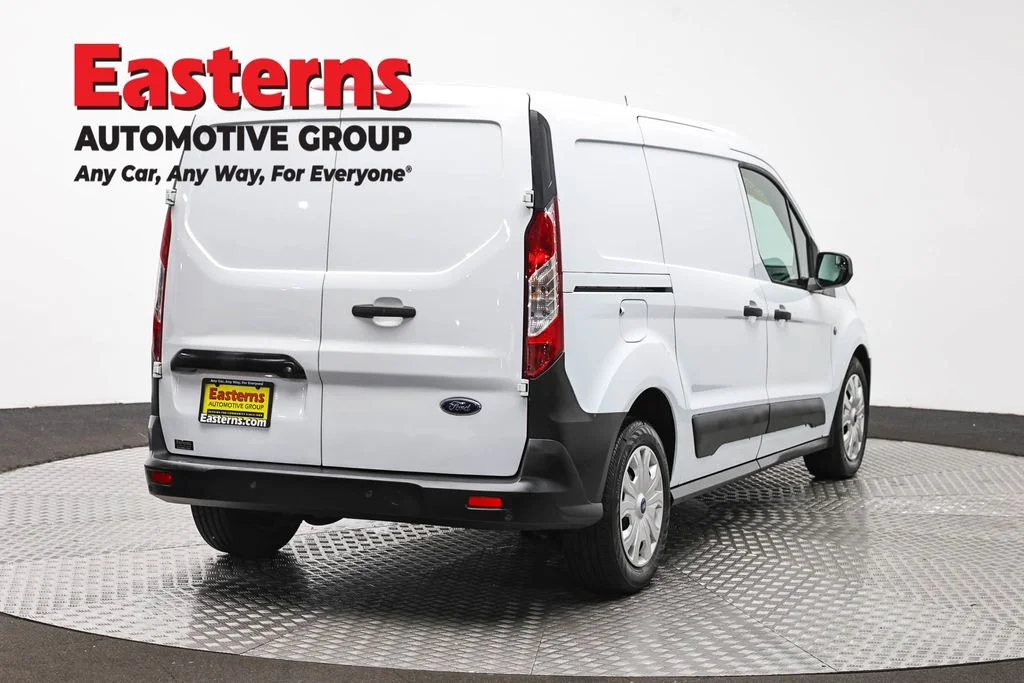 Used 2022 White Ford XL image 5
