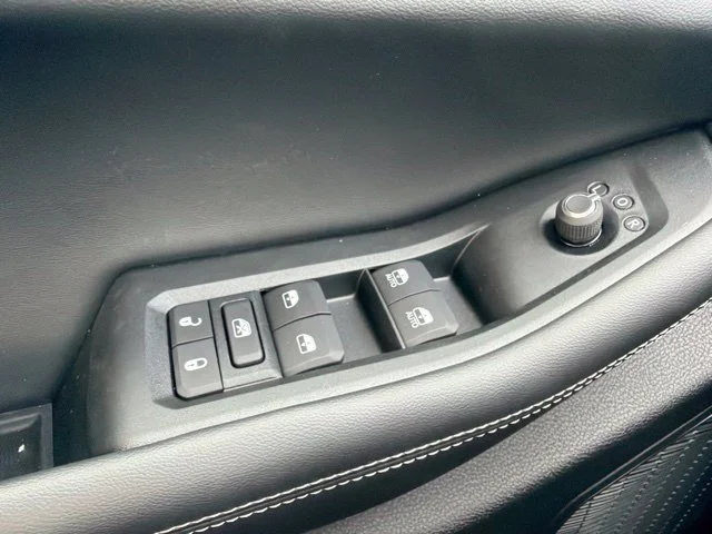 New 2026 Black Jeep Altitude image 23