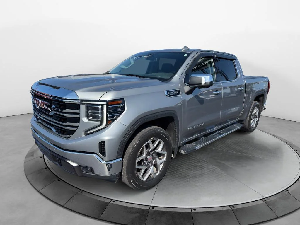 2023 GMC Sierra 4WD Crew Cab Short Box SLT's photo
