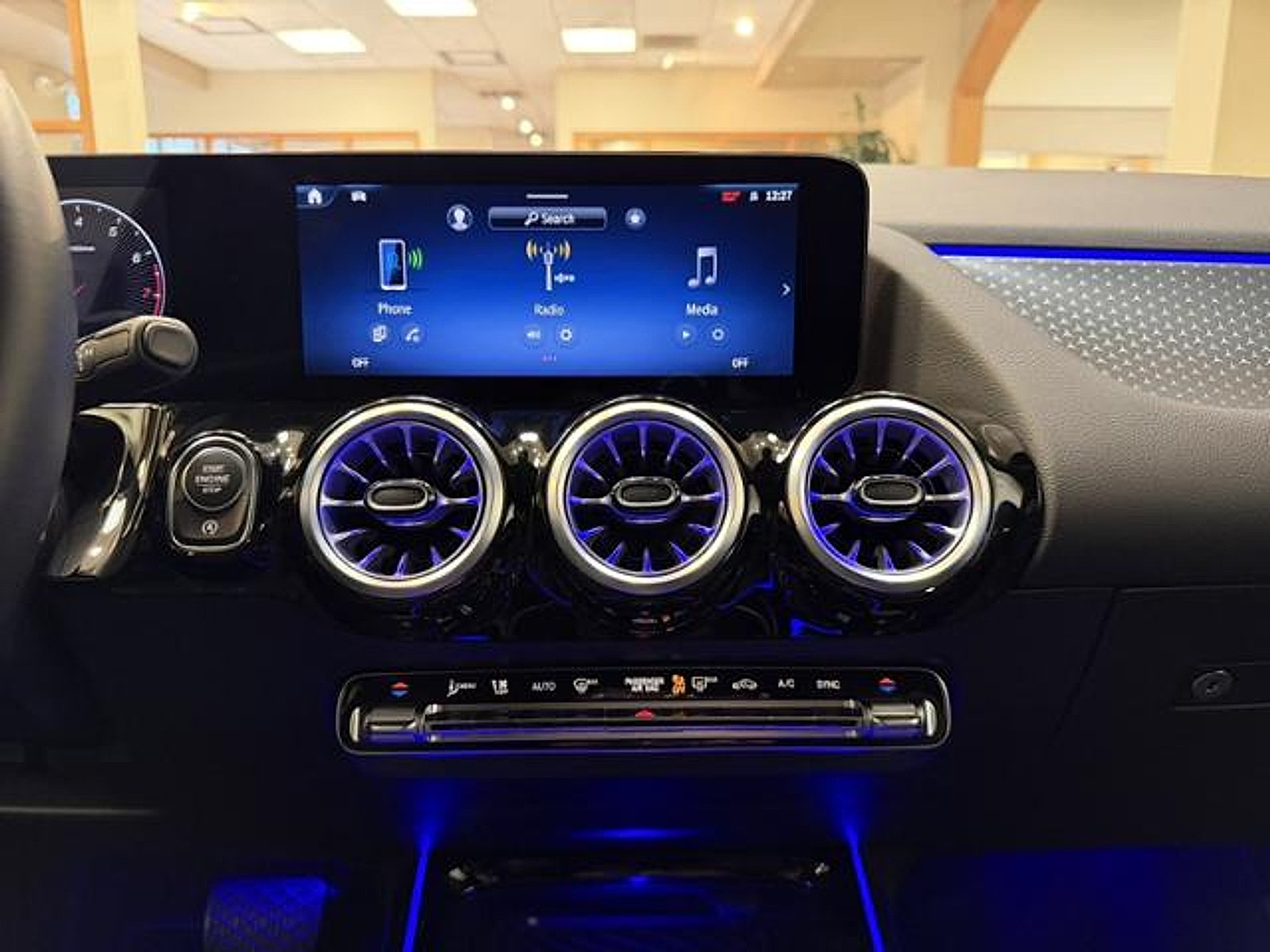 Certified Used 2025 Starling Blue Metallic Mercedes-Benz 4MATIC® image 14