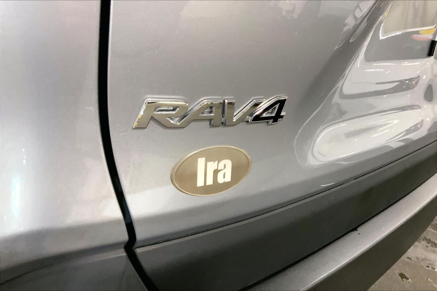 2025 Toyota RAV4 XLE - Photo 61