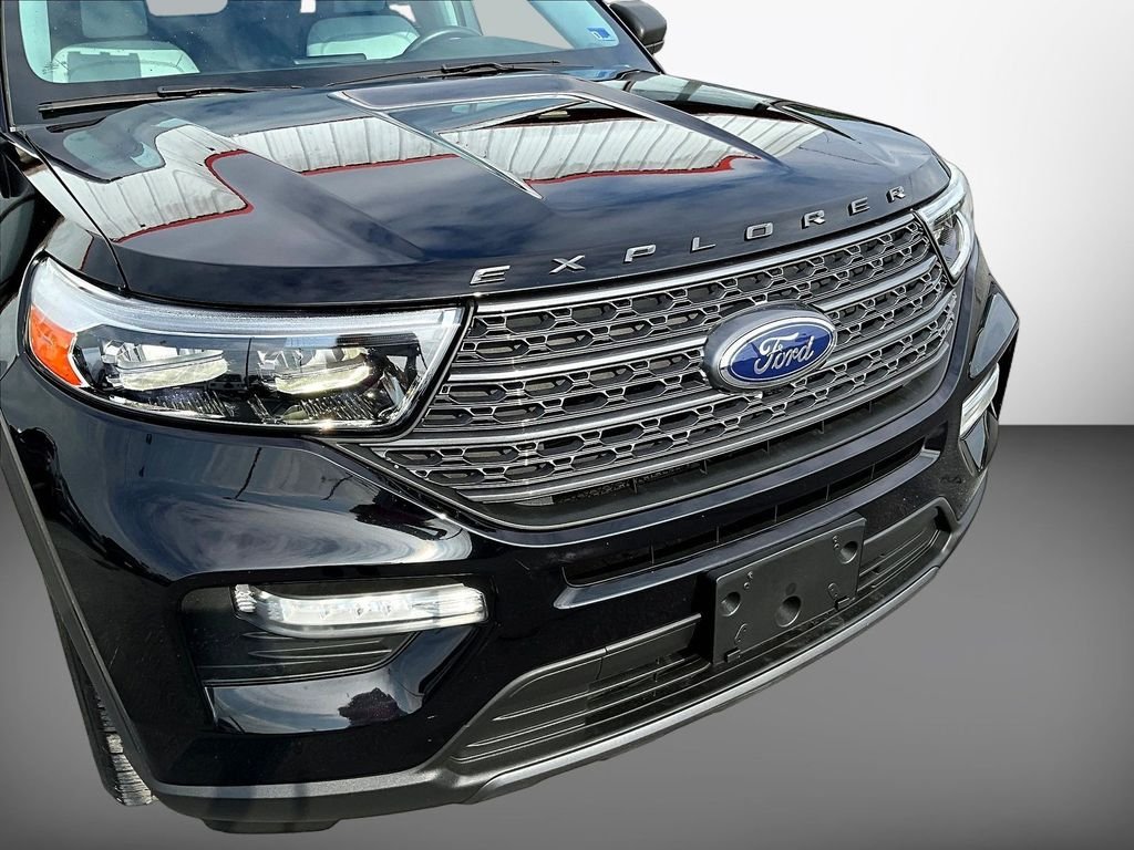 Used 2021 Black Ford XLT image 35
