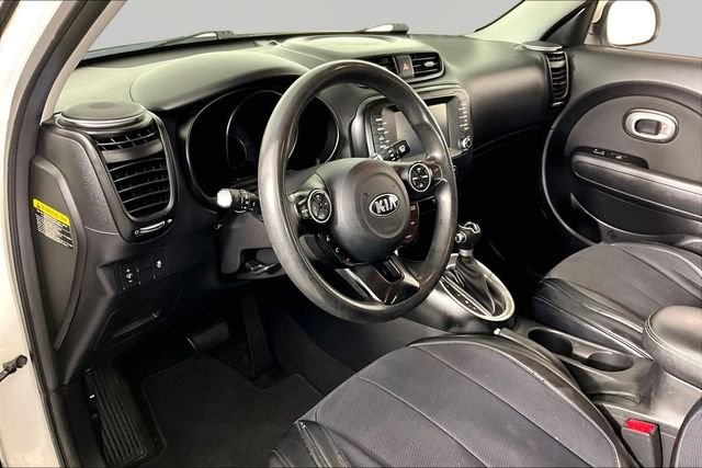 Used 2018 White Kia Plus image 15
