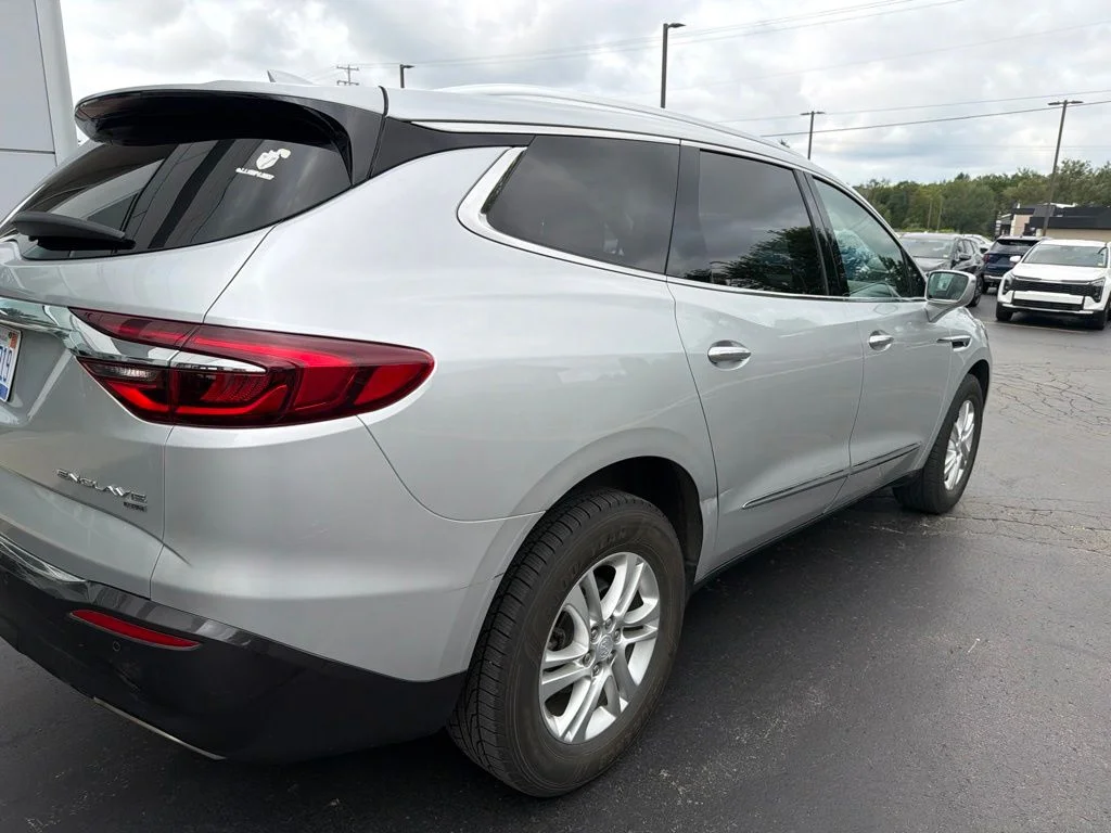 Used 2018 Quicksilver Metallic Buick Essence image 9