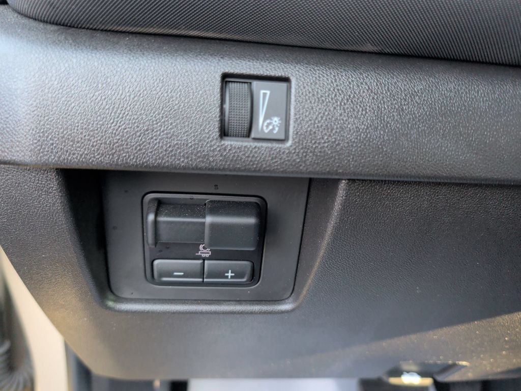 Used 2023 Sand Dune Metallic Chevrolet Z71 image 15