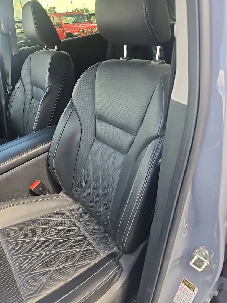 2023 Nissan Rogue Platinum FWD's photo