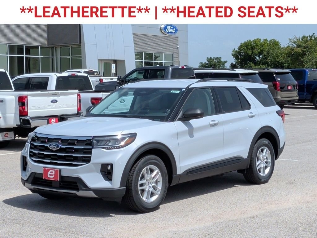 New 2026 Space White Metallic Ford Active image 3